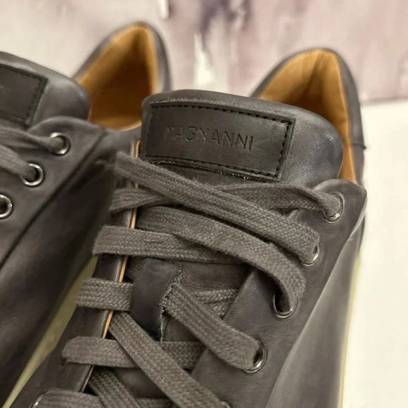 ! Magnanni Costa Lo  Fashion Sneakers Size 10.5 - Picture 4 of 8